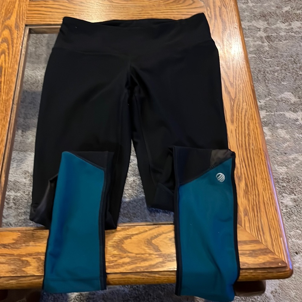 MPG stretch pants size small excellent condition